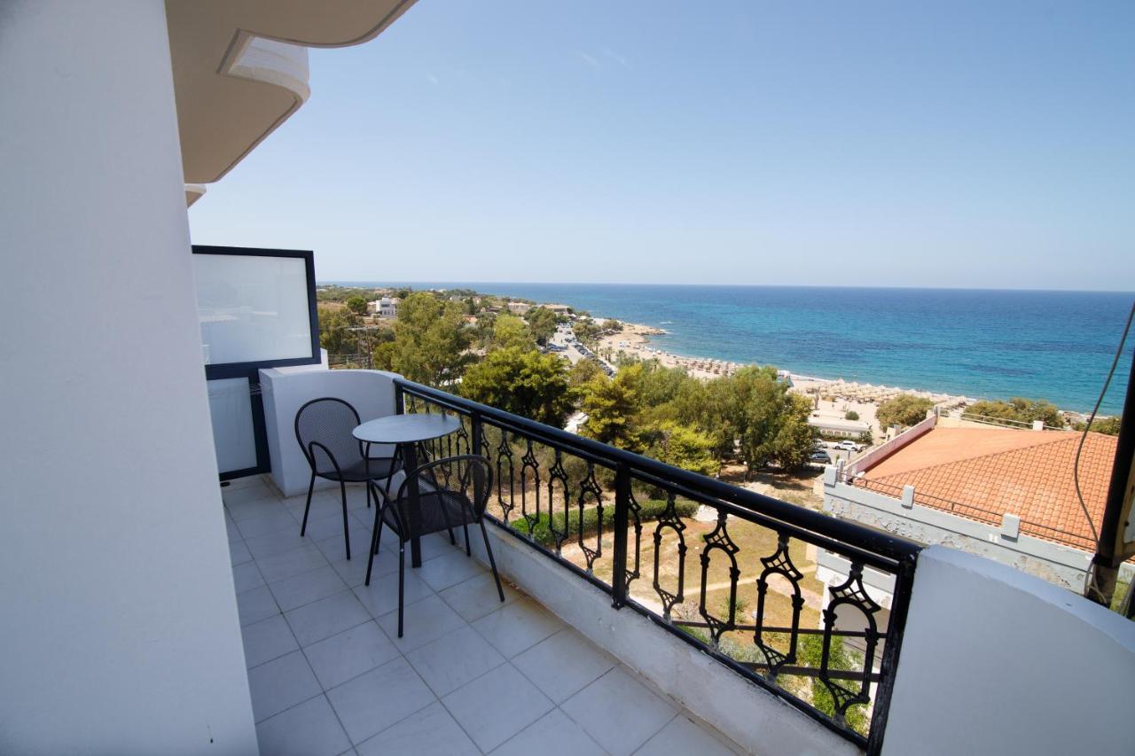 Elegant Beach Hotel Kyparissia Exterior photo