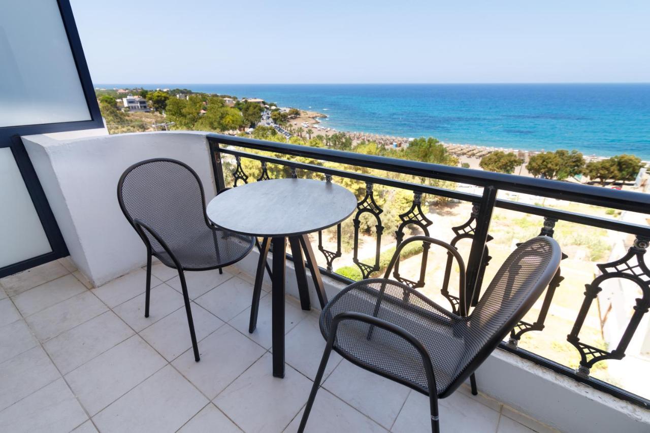 Elegant Beach Hotel Kyparissia Exterior photo