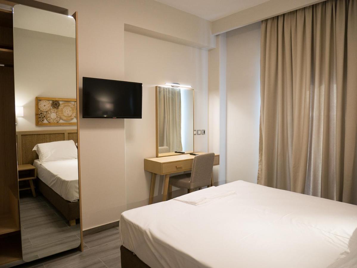 Elegant Beach Hotel Kyparissia Exterior photo
